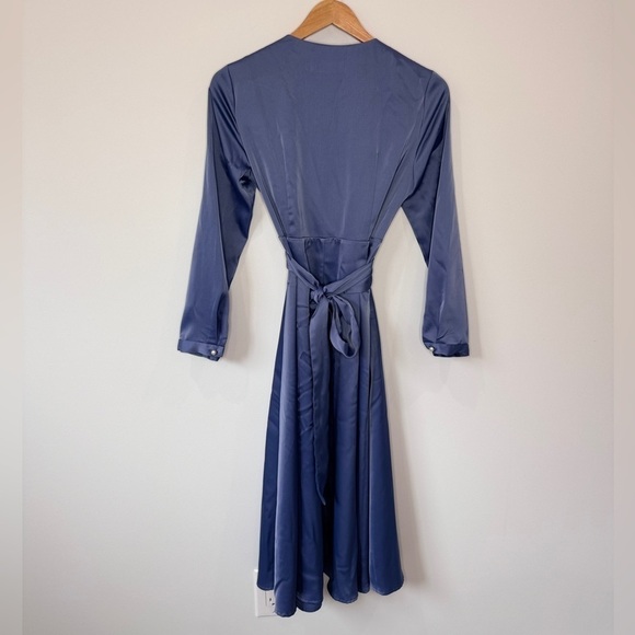 Hui Ban Fu Shi Long Sleeve V-Neck Blue Formal Dress - Picture 6 of 9